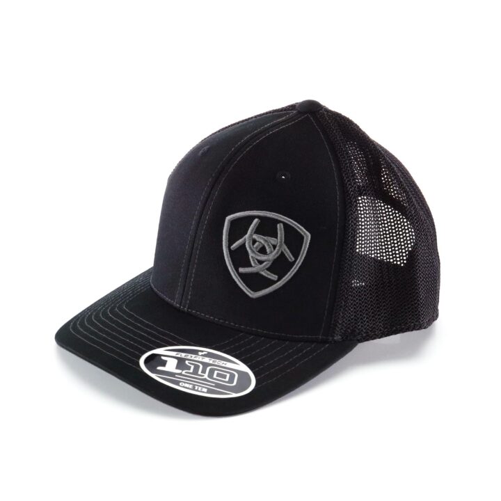 ARIAT Men's Flexfit 110 Adjustable Cap with Offset Logo, Contrast Stitching, and Mesh Snap Back, Black